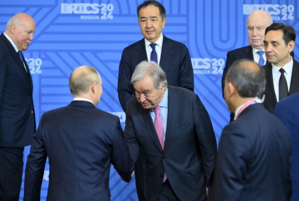 Marie-Agnes Strack-Zimmermann (@mastrackzi) on Twitter photo Die UN unter Führung von <a href="/antonioguterres/">António Guterres</a> ist ein blamabler und wirkungsloser Schatten ihrer selbst. Guterres lehnt eine Einladung der Ukraine zum Friedensgipfel mit 92 Ländern ab, macht aber bei #BRICS den Kotau vor Diktatoren & Kriegsverbrechern. Guterres-Rücktritt überfällig. Die UN unter Führung von <a href="/antonioguterres/">António Guterres</a> ist ein blamabler und wirkungsloser Schatten ihrer selbst. Guterres lehnt eine Einladung der Ukraine zum Friedensgipfel mit 92 Ländern ab, macht aber bei #BRICS den Kotau vor Diktatoren & Kriegsverbrechern. Guterres-Rücktritt überfällig.