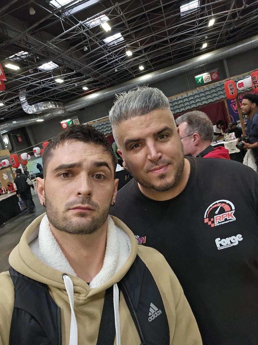 Cédric Guipouy - RPK MOTORSPORT (@rpktankk) on Twitter photo Les choses sérieuses commencent 😈 rdv au stand <a href="/JBLQuantumFR/">JBL Quantum FR 🇫🇷</a> à 15h45 avec le frérot <a href="/shoxCSGO/">Richard Papillon</a> pour des 2v2 CS !! (publicité) Les choses sérieuses commencent 😈 rdv au stand <a href="/JBLQuantumFR/">JBL Quantum FR 🇫🇷</a> à 15h45 avec le frérot <a href="/shoxCSGO/">Richard Papillon</a> pour des 2v2 CS !! (publicité)