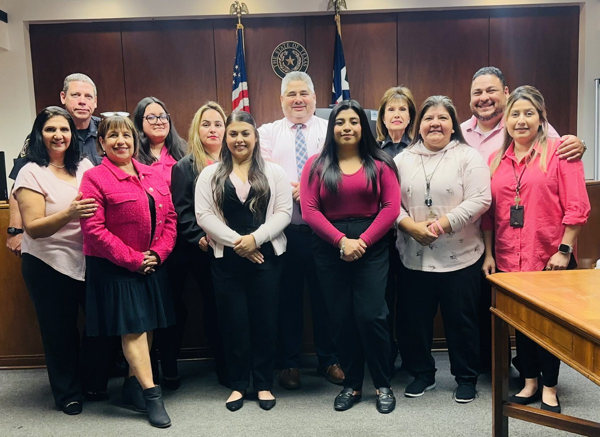 JudgeTrevinoIII's tweet photo. Yesterday was wear pink day to show your support for Breast Cancer Awareness Month in #HarrisCounty. Thank you to my team for all coming together for a great cause and a great picture.🩷 #JP61 @HarrisCoCourts https://t.co/0cYRElEvqo