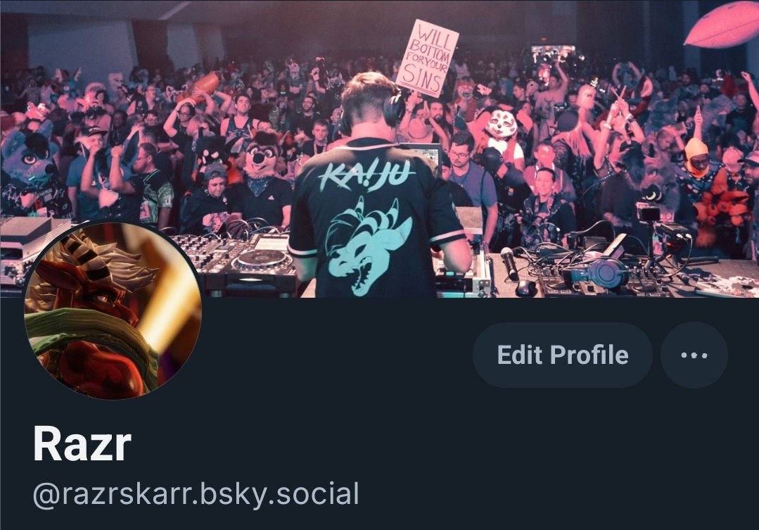 Add me on 🦋!!

bsky.app/profile/razrsk…