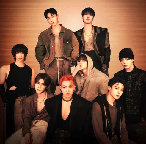 AboutMusicYT's tweet photo. Jin and ATEEZ will both release new music on November 15th. https://t.co/Ps5DCcVLfp