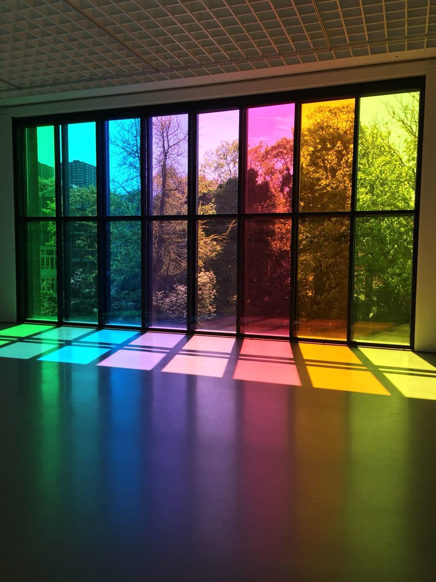 SergushkinD's tweet image. The perfect blend of nature and architecture, creating an immersive spectrum of color. A reminder of how beauty can be found in every angle and ray of light ✨

#DesignInspiration #RainbowShadows #ColorPlay #ArchitectureLovers #LightArt #InteriorDesign #VisualHarmony
