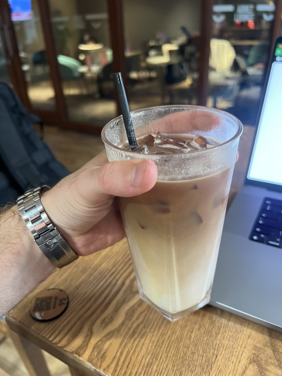 ZakJTowlson's tweet photo. I’m a mentor 

Not a superhero 

I help clients turn their 

- Pain ⮕ Purpose 
- Struggle ⮕ Strength
- Battles ⮕ Breakthroughs 

I do NOT however help them get over their coffee addiction 

I’m just being honest 

Book a FREE consultation here 👇

I’ll help you with everything else 

https://t.co/OHSKE3aD9b