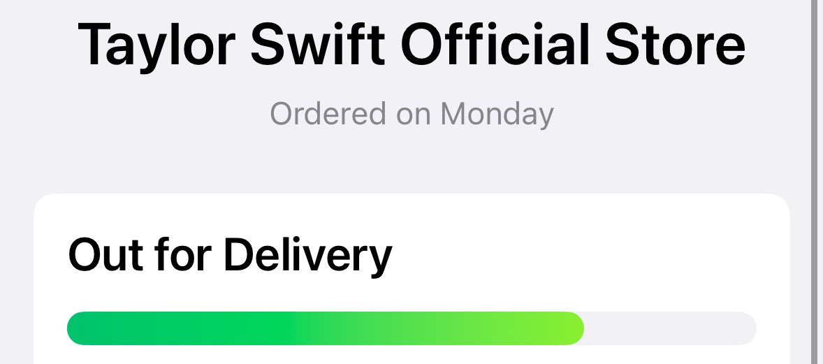 realityswiftiee's tweet image. MIDNIGHT CARDIGAN COMES IN TODAY I AM SO EXCITED ITS UNREAL