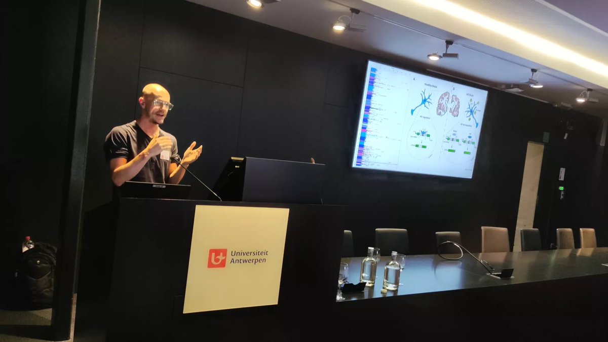 Sleegers Lab (@sleegerslab) on Twitter photo A bit late to the party, but <a href="/TijsWatzeels/">tijs.watzeels@uantwerpen.vib.be</a> and <a href="/CelesteLaureys1/">Celeste Laureyssen</a> presented their wonderful research on a very successful first UAntwerp Nanopore Day some weeks ago! See you next time! A bit late to the party, but <a href="/TijsWatzeels/">tijs.watzeels@uantwerpen.vib.be</a> and <a href="/CelesteLaureys1/">Celeste Laureyssen</a> presented their wonderful research on a very successful first UAntwerp Nanopore Day some weeks ago! See you next time!