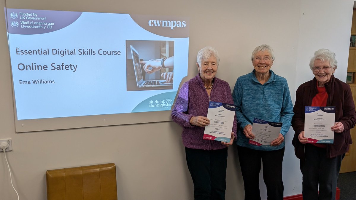 Ema Williams (@ema_cwmpas) on Twitter photo Favourite part of my job - seeing three Denbighshire residents feeling more digitally confident than 4 weeks ago! ✨
Hoff ran o'n swydd i - gweld tair trigolion o Sir Ddinbych yn teimlo'n fwy hyderus yn ddigidol nag 4 wythnos yn ôl! ✨
<a href="/DenbighshireCC/">DenbighshireCC</a> <a href="/CyngorSDd/">CyngorSirDdinbych</a> <a href="/Cwmpas_Coop/">Cwmpas</a> Favourite part of my job - seeing three Denbighshire residents feeling more digitally confident than 4 weeks ago! ✨
Hoff ran o'n swydd i - gweld tair trigolion o Sir Ddinbych yn teimlo'n fwy hyderus yn ddigidol nag 4 wythnos yn ôl! ✨
<a href="/DenbighshireCC/">DenbighshireCC</a> <a href="/CyngorSDd/">CyngorSirDdinbych</a> <a href="/Cwmpas_Coop/">Cwmpas</a>