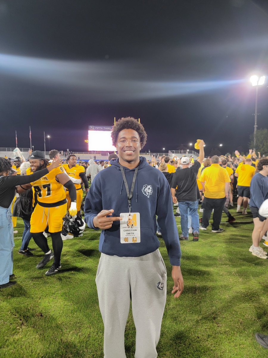 Thanks <a href="/kennesawstfb/">Kennesaw State Football</a> and <a href="/TimGlanton/">Coach Tim Glanton</a> for the game day invite. I got to witness an amazing game and a great win!

<a href="/hoyafbrecruit/">HoyaFBrecruiting</a> <a href="/hhshoyafootball/">Hoya Football</a> <a href="/RecruitGeorgia/">Recruit Georgia</a> <a href="/NEGARecruits/">Northeast Georgia Recruits</a> <a href="/CJacksonPRZ/">Connor Jackson</a> <a href="/RecruitNE_GA/">RecruitNE_GA</a> <a href="/NwGaFootball/">NwGa Football</a> <a href="/CoachDaniels06/">Coach Daniels</a> <a href="/najehwilk/">Najeh Wilkins</a> <a href="/SoutheastElite_/">Southeast Elite Prospects</a>