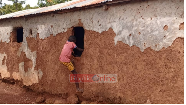 Graphicgh's tweet photo. Mion: Deteriorating school structure puts pupils at risk at Tinsung:
As Ghana continues its efforts to provide quality education for all, communities like Tinsung in the Mion District of the Northern Region require urgent attention to ensure no child is left behind.
#graphicon https://t.co/ZcGSgT5n9W