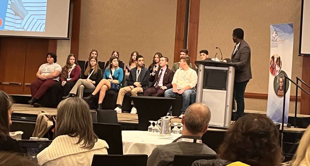 Et ça commence, le congrès de la Fédération nationale des conseils scolaires francophones. Les élèves conseillers sont en vedette - Comment favoriser l’engagement des élèves envers la francophonie. <a href="/AFOCSC/">AFOCSC</a> <a href="/CJulesLeger/">Consortium Centre Jules-Léger</a> <a href="/FNCSF/">FNCSF</a>