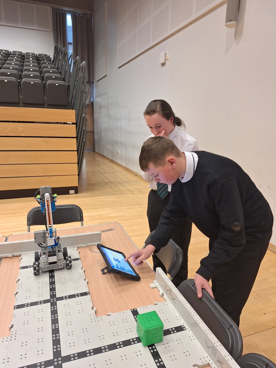 St Stephen's High School ICT tweet media