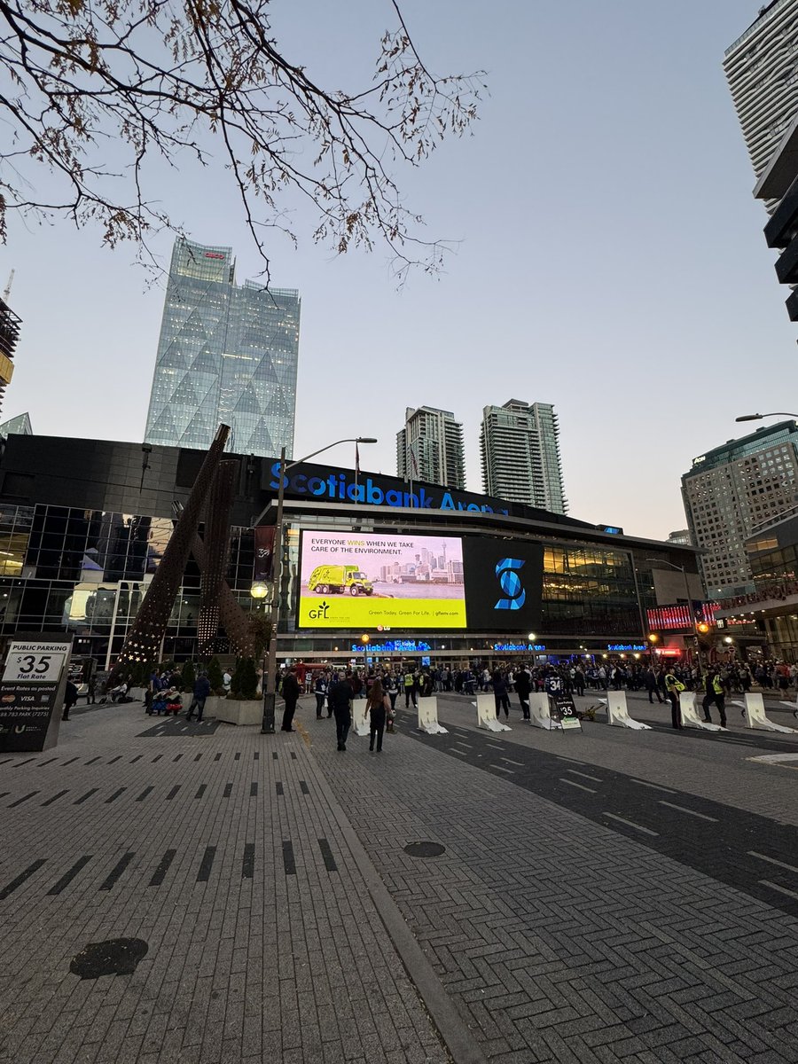 Mark 🐻 tweet media