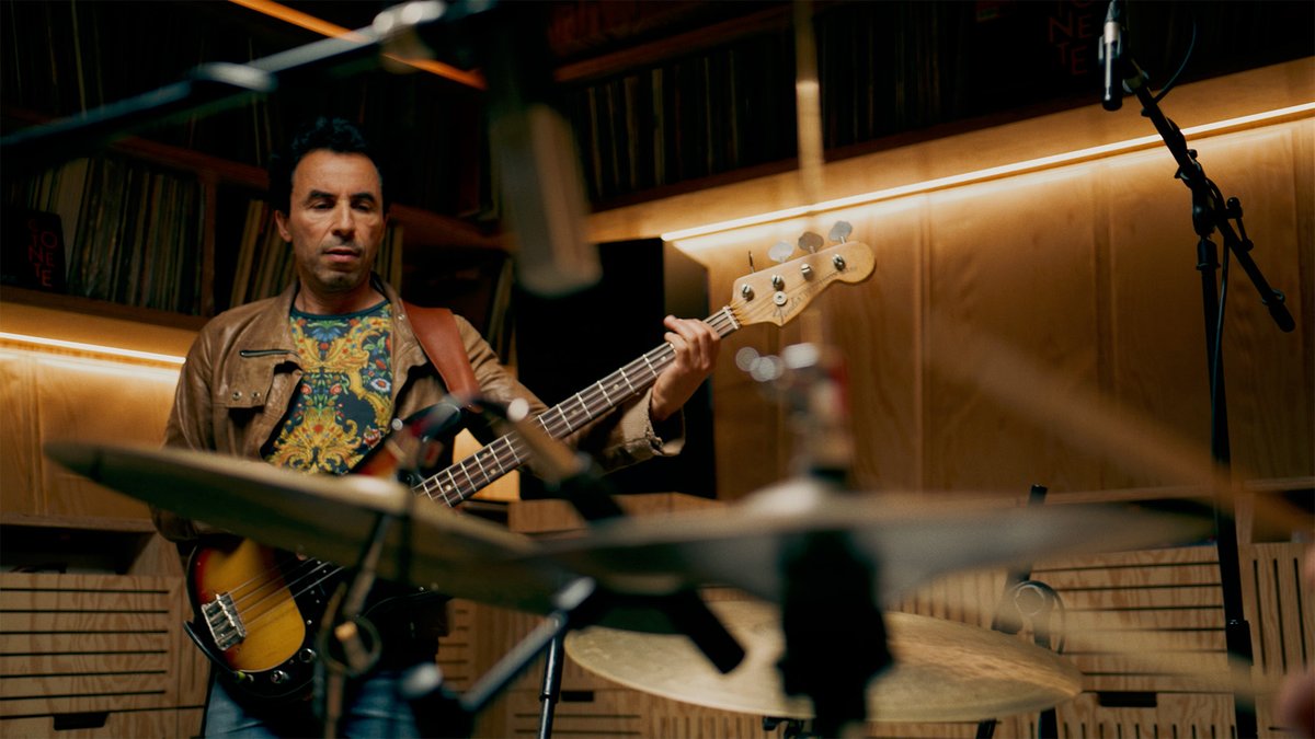 Rhodes &amp; Gilles Peterson present Volume Two of Trilogy with Worldwide FM, featuring Florian Pellissier on Rhodes MK8, backed by Cotonete’s David Georgelet (drums) &amp; Jean-Claude Kebaili (bass). 

Watch their jazz-funk fusion: youtu.be/KtNWJNW1QAw 

#Rhodes #Trilogy #Cotonete