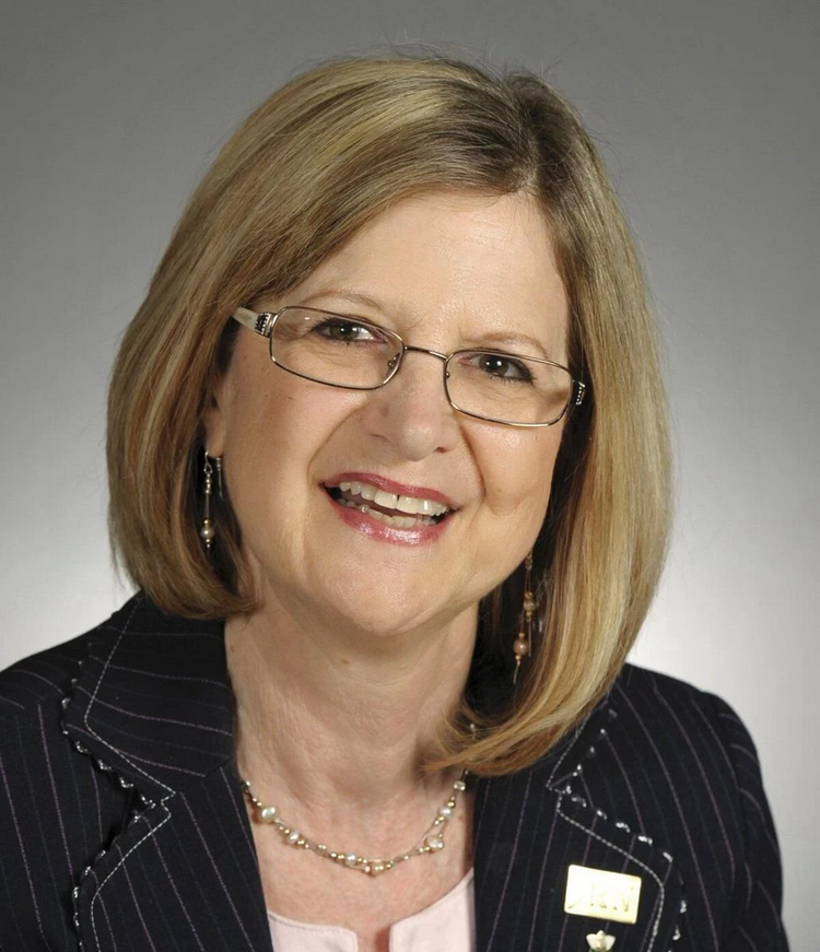 In <a href="/TheSpec/">Hamilton Spectator</a>, RNAO CEO <a href="/DorisGrinspun/">Dr. Doris Grinspun 🇨🇦 RN, PhD, FAAN, O.ONT</a> says the dire shortages of supplies in Ontario should never have happened.

"We need a permanent solution and we need to learn not to repeat the errors…This, yet again, devalues the importance of home care." #onpoli 

<a href="/jfrketich/">Joanna Frketich</a> reports