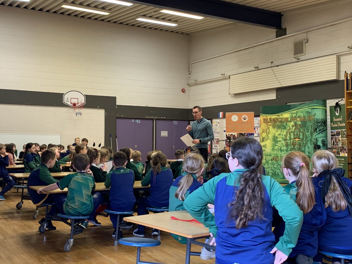 Bunscoil Phobal Feirste tweet media