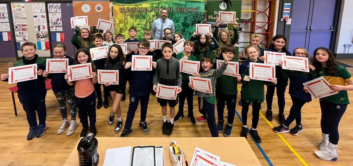 Bunscoil Phobal Feirste tweet media