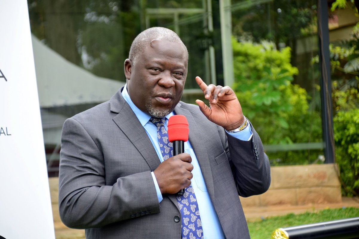 Tom_Alila's tweet photo. Together, we will build a football system rooted in transparency, accountability and unwavering support for our players.

Let’s elevate Kenyan football by empowering our future stars and strengthening the foundation of the game we love.

#AmshaBall
#HakunaKuliaNaAlila https://t.co/ZJUTMszorM