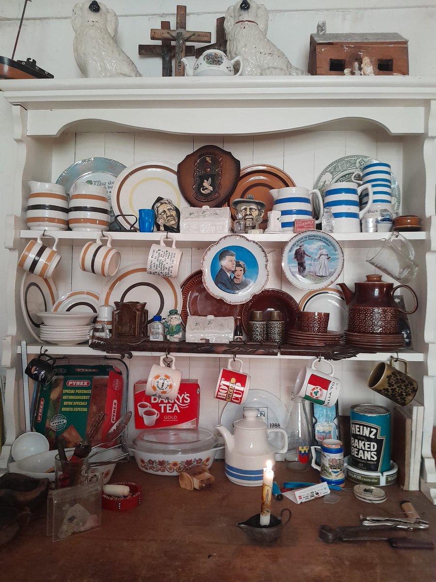 Irish dresser