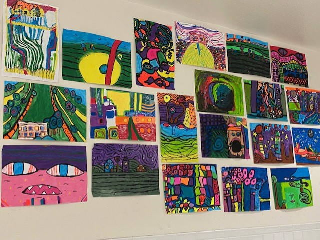 CarterReads's tweet image. Notice any similarities? Our 6th grade @Bussey_Owlets art students created their own renditions of Starry Night, so of course we had to start a Stick Together poster of the same painting in the library. #PassiveProgramming @GISDREADS @GISDArts
