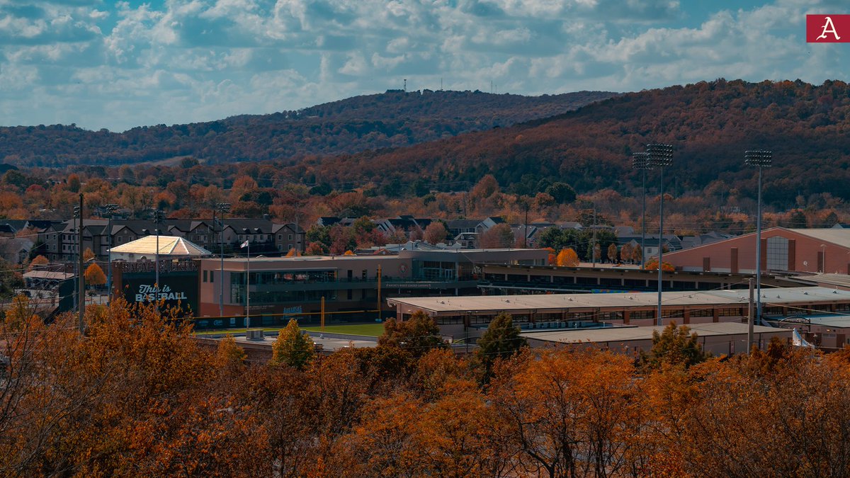 The sight of fall at Baum-Walker 🍂