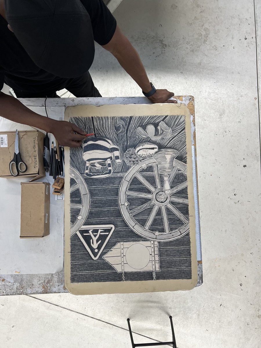 AdeAdesinaink's tweet image. Mid summer 2024. Behind the Scenes of my current exhibition @EdinburghPrints “INTERSECTION”  Lithograph in progress. Exhibition on till 10th of November 2024. #edinburgprintmakers #printmaking #printmakingstudio #printmakingprocess #adeadesina #edinburgh #lithograph
