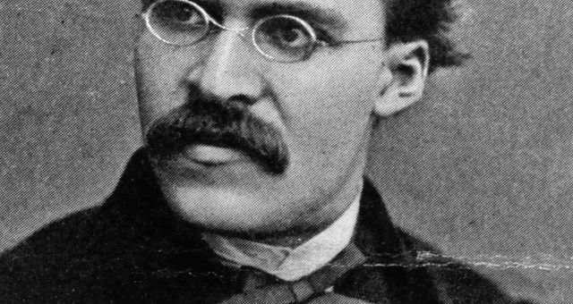 1/4 : Comment atteindre le "gai savoir" ?😆

Dans "Le Gai Savoir", Nietzsche nous incite à dire oui, à surmonter les pulsions morbides héritées du christianisme et le dualisme platonicien... 

Pour en savoir plus ⬇️⬇️
radiofrance.fr/franceculture/…