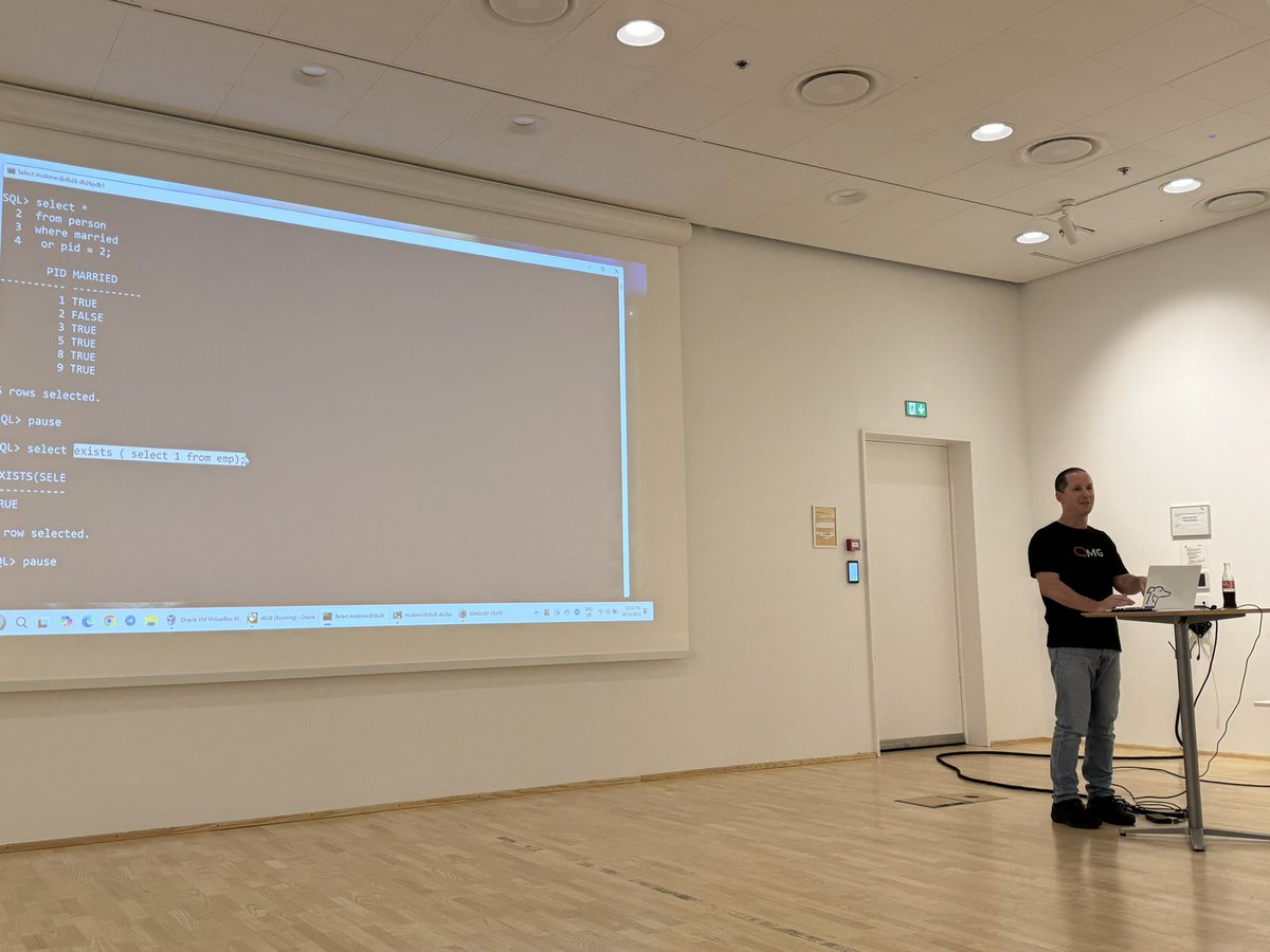 <a href="/connor_mc_d/">Connor loves SQL , 🍸and ☕️</a> explaining #Oracle Database  23ai new features #DOUGDay2024 <a href="/oracleace/">Oracle ACE Program</a>