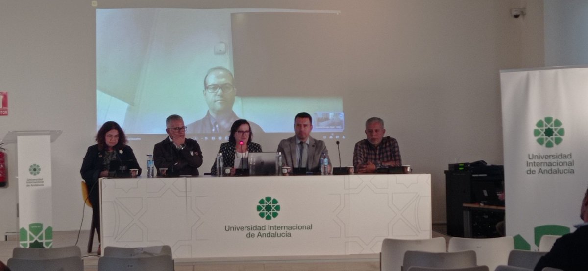 normatorher's tweet photo. Iniciando la Mesa redonda Tecnologías para favorecer la competencias digitales en #HispanoamericaTic24
@UNIAuniversidad
@InfoUMA
@uanl https://t.co/WoikxoBMpO