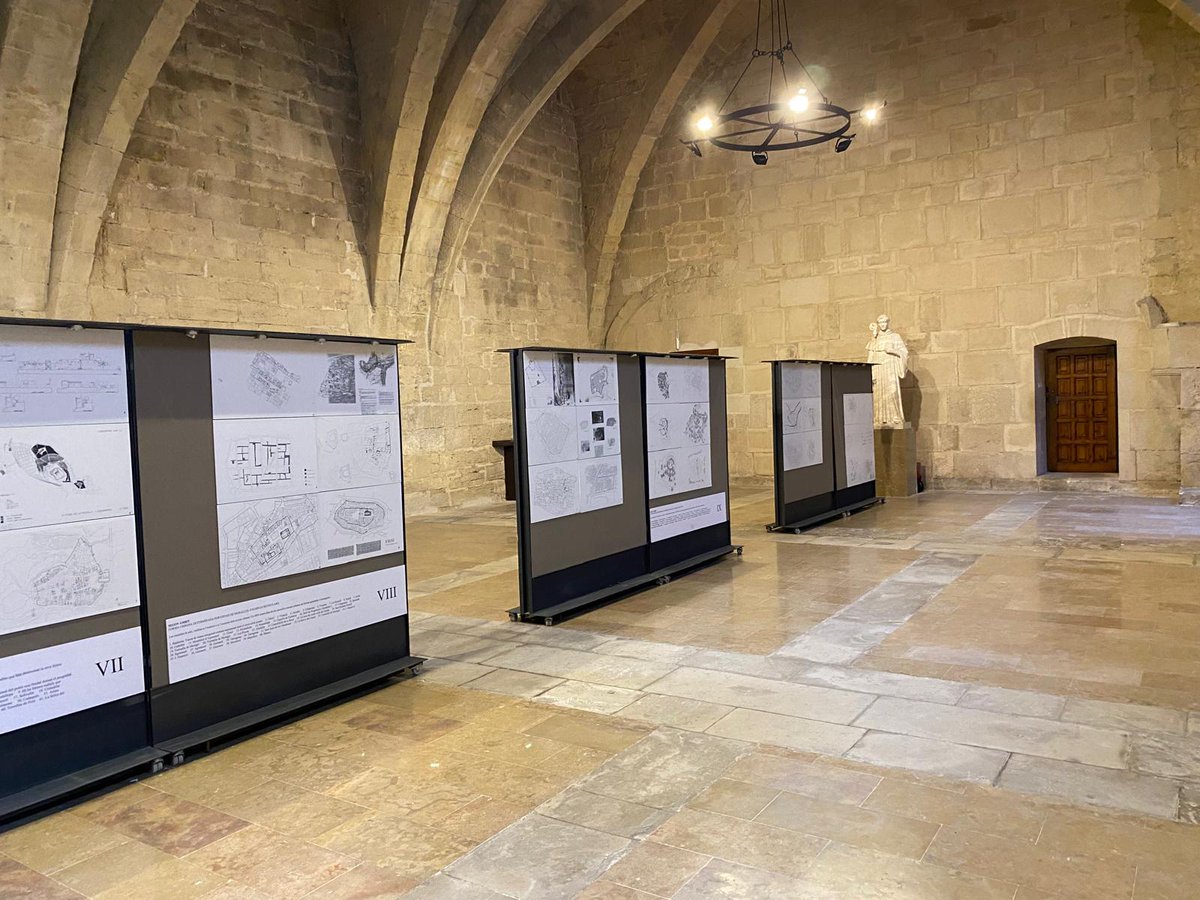 arxiunacional's tweet photo. #AliancesDArxiu 🏛️ | Des d’avui podeu visitar ‘El fons Forma Urbana Catalana (UPC-ANC). Mecenatge arquitectònic a Vimbodí de la família Gil i l’arquitecte Ramon Salas’, producte d'anys de col·laboració entre arxiu i universitat 🏠

👀 Al @MonestirPoblet 👇 https://t.co/ajIk28SPLY https://t.co/1hscWKaDTl