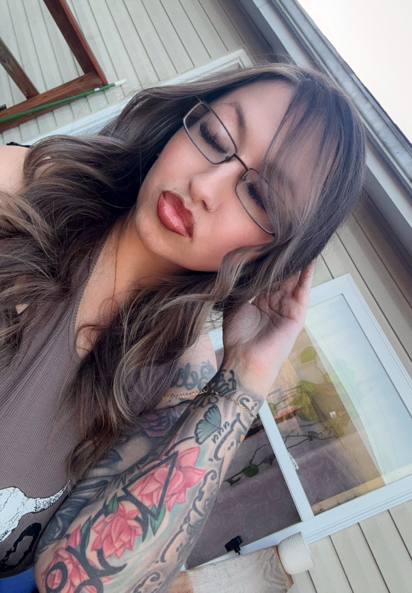x_alwaysclassy's tweet photo. ain’t perfect but im damn close🙂‍↔️ https://t.co/gEgiDDxhVO