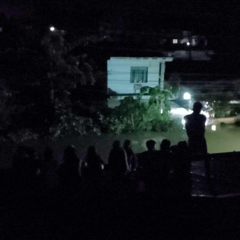 rchljoycvx's tweet image. URGENT HELP PO!!!  PLEASE GABING GABI NA PO 😭
#KristinePH #BicolNeedsHelp