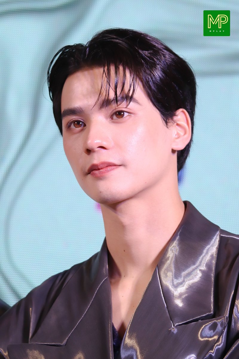 ตาสีน้ำตาลเฮเซลนัทที่โดนแสงบางส่วนแล้วไล่ระดับสีจากเข้มไปอ่อนนี่มันอันตรายจริงๆนะ สามารถแจ้งหน่วยงานไหนได้บ้าง ㅠㅠㅠㅠ