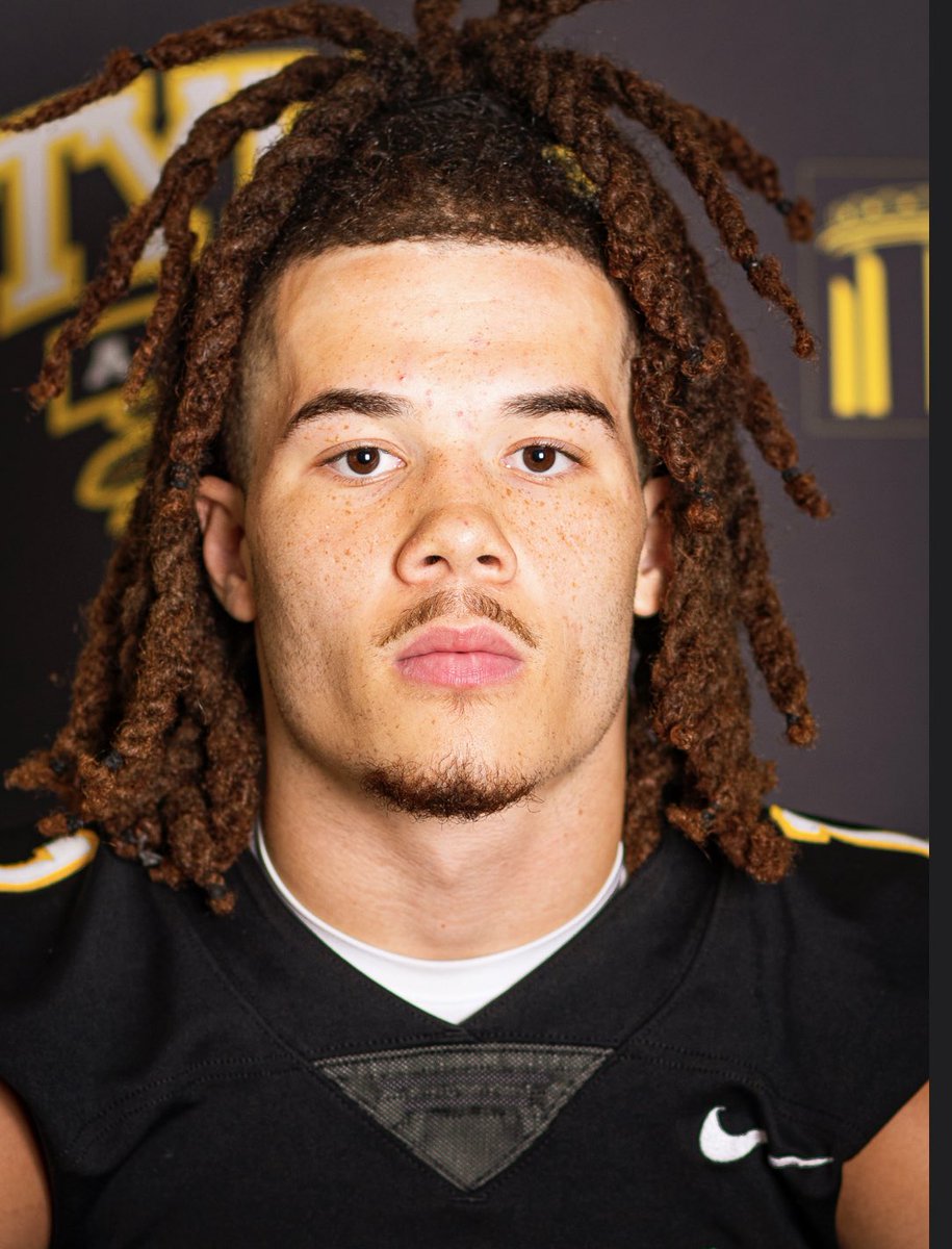 GentzHilburn's tweet image. JUCO WR/RB Height 5’11 Weight 185 🚨@coachcilumba @CoachTLouis @CoachJacobsonTJ @BradyDavis10 @CoachAjPatai @LukeBNCAA @CoachAWoods10