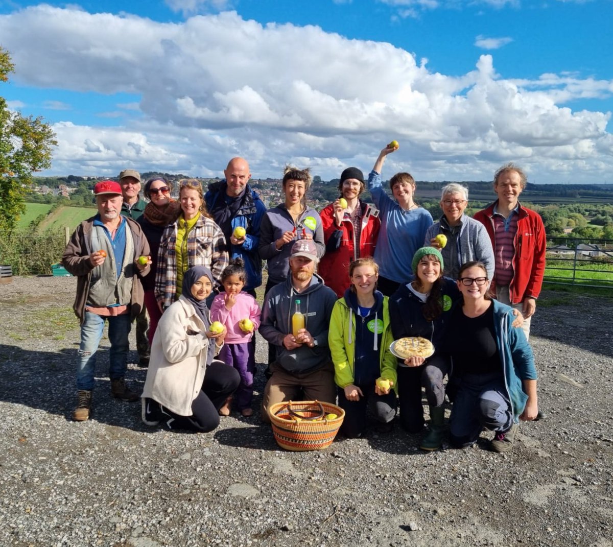 The 🌟power🌟 of local food and farming communities! Here is Sonja from FoodWise Leeds enjoying a wonderful 🌿 time with Fruit Works Coop and other #goodfood folk in Yorkshire. Let's celebrate fruit agriculture like 🍏 Apple Trees.

Let's hear it for the Apple! 🍎