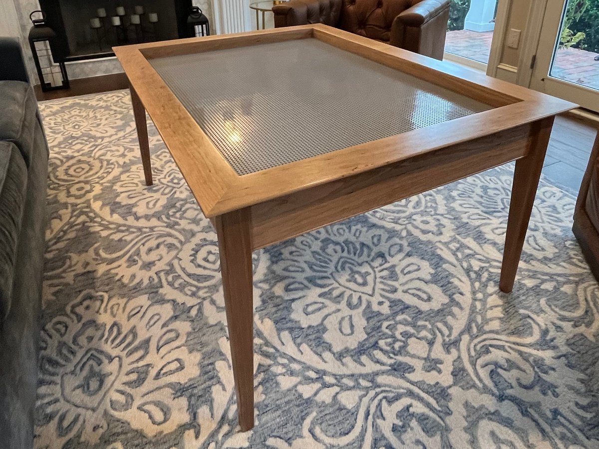 GreenDuckCustom's tweet image. Tired of stepping on Legos (ouch!)?  Would you like a durable, classic, and stylish piece of furniture that will be the focal point of a bonus room, play room, or casual family room?  Here's your solution- Green Duck Custom's multi purpose luxury lego/play table!  

Made with…