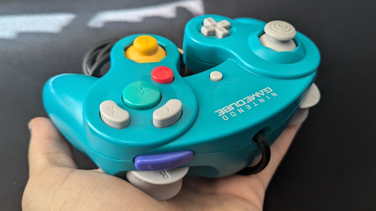 To celebrate the release of Rivals 2, gonna be running a giveaway, build info below!

To enter, retweet this post, like, and follow me!
For an extra entry, tag a friend!
Post your best Rivals 2 clip and if you win, ill upgrade the controller to a phob 2!

🧀Winner picked 11/1!🧀