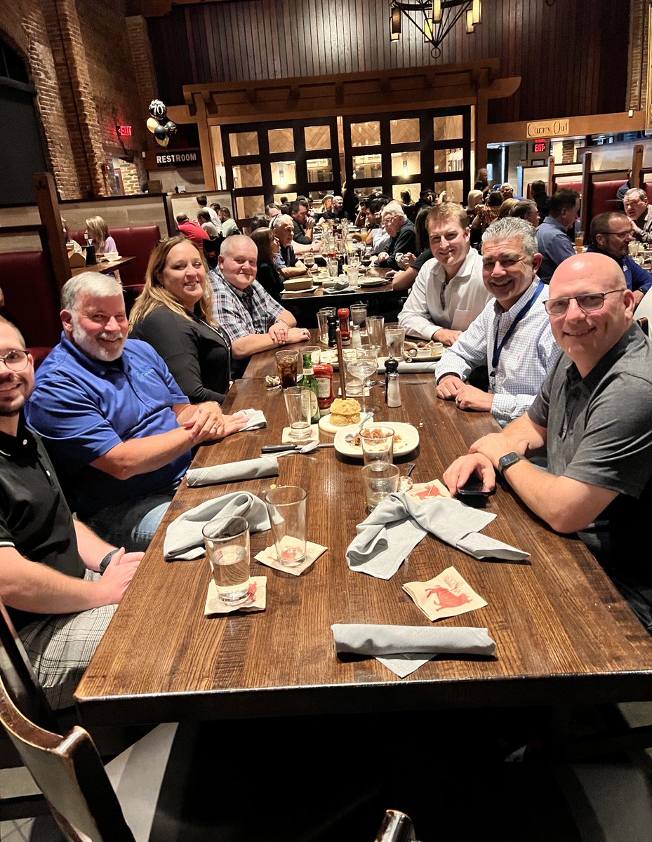 ptsupply's tweet image. Some more great shots from #MATSS earlier this week! 📸 Thank you to everyone who joined us for an awesome dinner and to @CommScope for co-sponsoring.