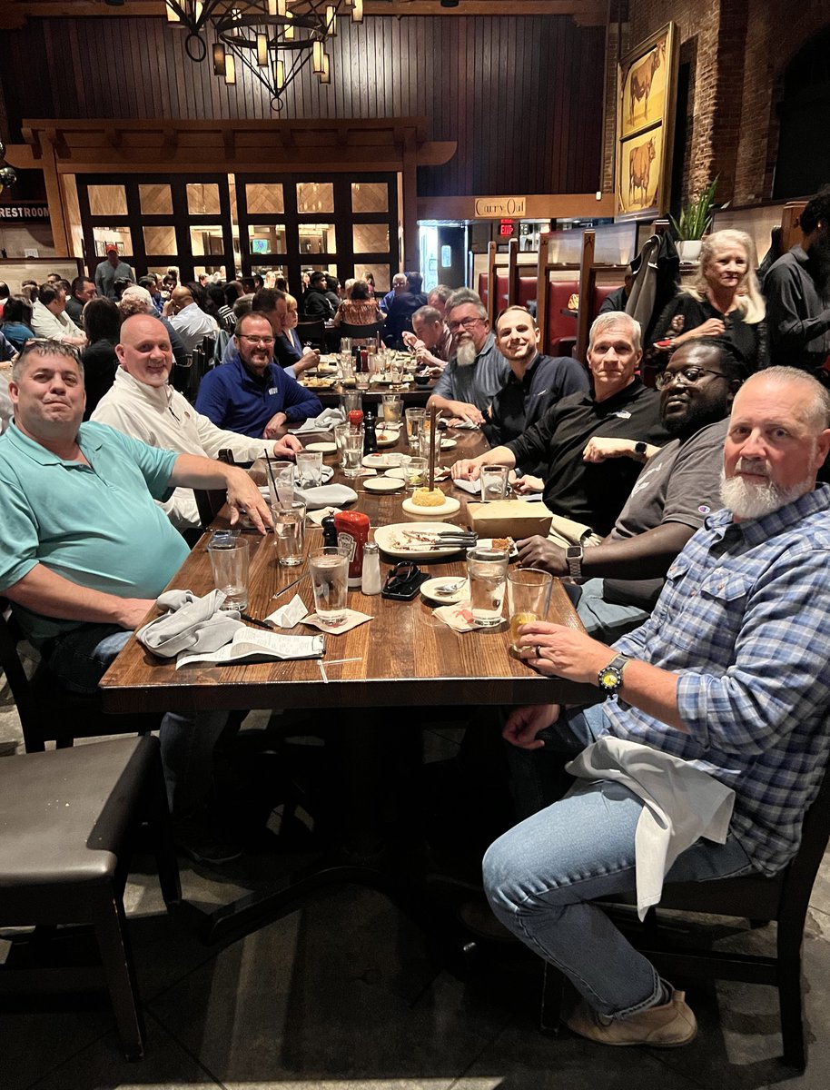 ptsupply's tweet image. Some more great shots from #MATSS earlier this week! 📸 Thank you to everyone who joined us for an awesome dinner and to @CommScope for co-sponsoring.