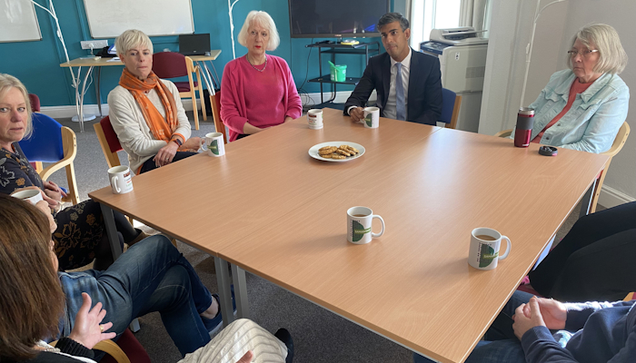 Rishi Sunak impressed by work of Northallerton Samaritans hambletontoday.co.uk/rishi-sunak-im…