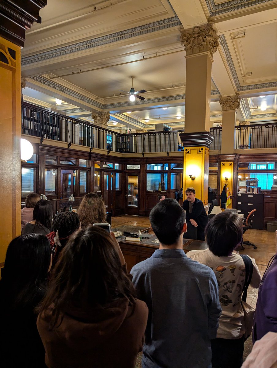 Dr Jess Mace (@doctormace) on Twitter photo Scenes from our class visit with <a href="/ONheritage/">Ontario Heritage Trust</a>!
<a href="/ArtHistory_uoft/">UofT Art History</a> Architecture of Toronto students learned about #heritage, how it works, and the range of cool jobs involved.
Plus a tour of their gorgeous building (Birbeck Investment & Savings Co., George W. Gouinlock, 1907) Scenes from our class visit with <a href="/ONheritage/">Ontario Heritage Trust</a>!
<a href="/ArtHistory_uoft/">UofT Art History</a> Architecture of Toronto students learned about #heritage, how it works, and the range of cool jobs involved.
Plus a tour of their gorgeous building (Birbeck Investment & Savings Co., George W. Gouinlock, 1907)