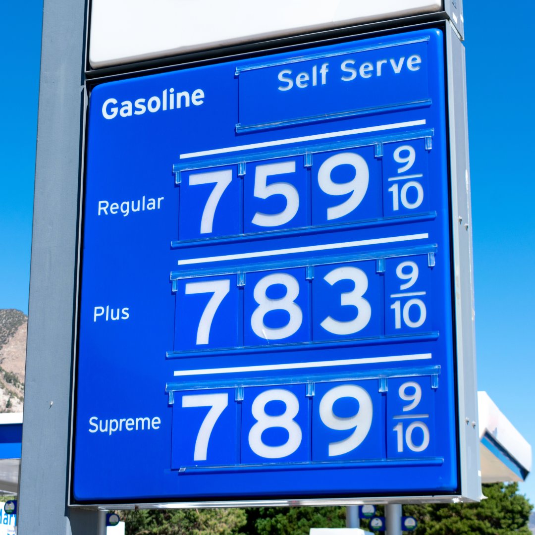 Okay, these Halloween decorations are getting a little too scary...