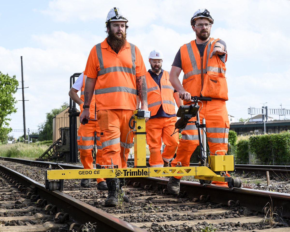 📐 Accurately measured data has always been vital for a successful building project, especially at the initial design stage and then during construction too. Nowhere is this more essential than in the rail sector 🛤️ tsa-uk.org.uk/the-value-of-g…
#thesurveyassociation #railsurveys