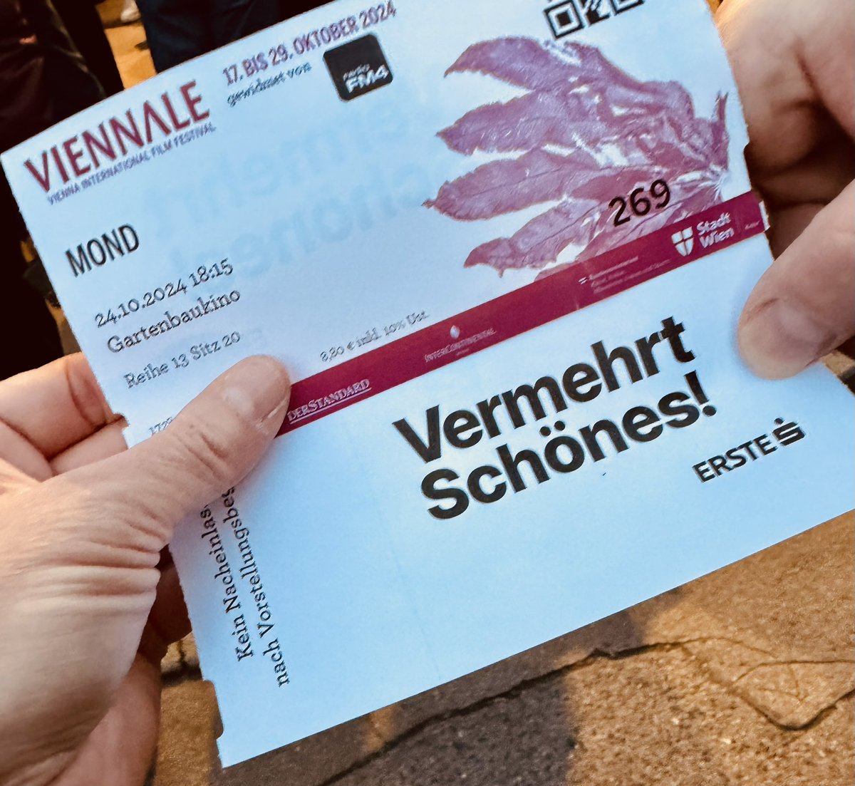 Spirelli79's tweet image. Viennale #letsstart #gartenbaukino #mond #vienna #vermehrtschönes