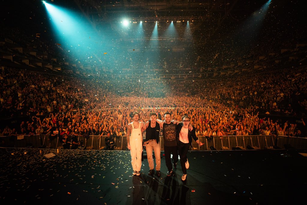 Well, time certainly ‘Flys… Celebrate the 21st Birthday of <a href="/mcflymusic/">mcfly</a> with a legendary concert from the birthday guests themselves! 

Coming soon to ITV &amp; ITVX! ⚡️