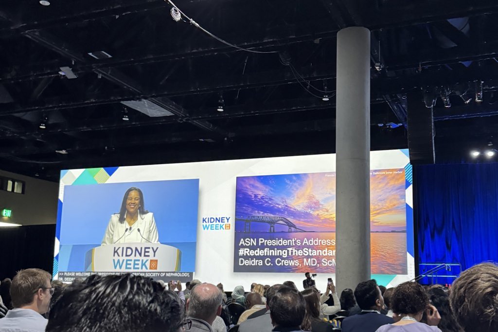 Impactful opening speech at ASN Kidney Week 2024 by the president @DrDeidraCrews 

Redefining the standards in kidney care, improving access to treatments, and driving research forward! 

To a 🌍 without kidney disease ! 🤎

#kidneyweek #kidneywk