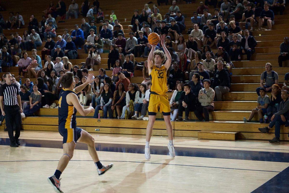 MichaelAsleson's tweet photo. Best of Luck of 2023 Alum Ethan Fauss (Emory University). Ethan started 17 of 25 games last year as a freshmen and avg 7 ppg and 4 Reb.
Emory enters as #8 on the country in the first preseason poll.
#ArsenalHoopsAlum https://t.co/QySE4tuBnf
