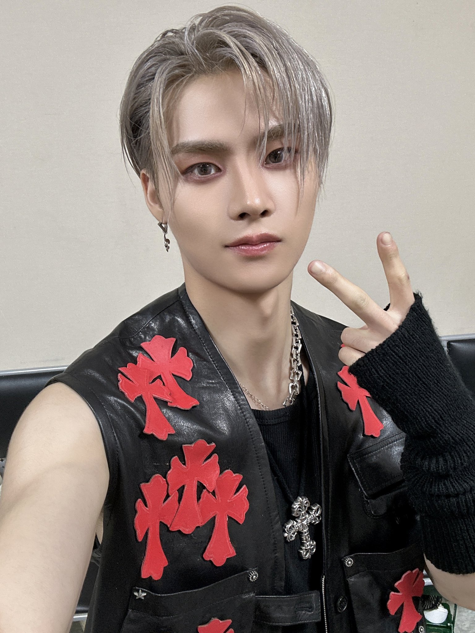 8turn ギョンミン ポラロイド mqdefault.jpg