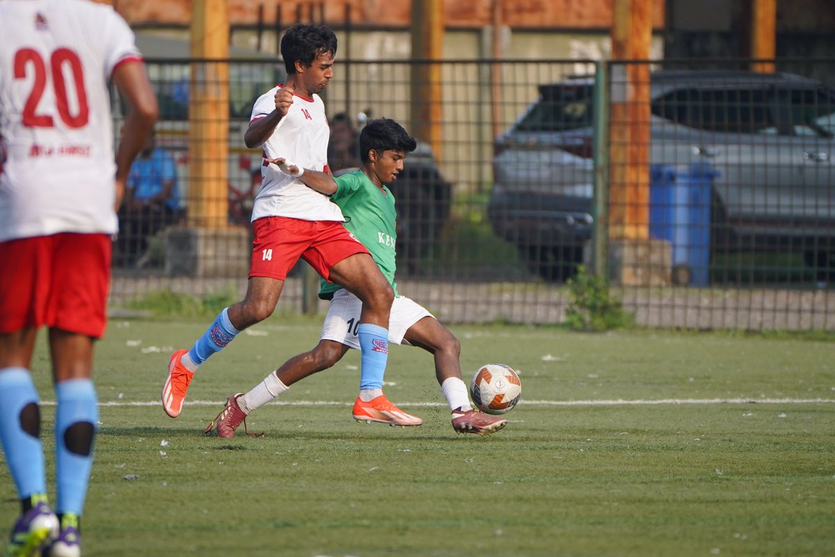 our last match with lessons to be learnt 💚❤️💪

#gokenkre #mumbai #mumbaifootball #kenkrefc #wifa #mfaofficial #indianfootball #aiff