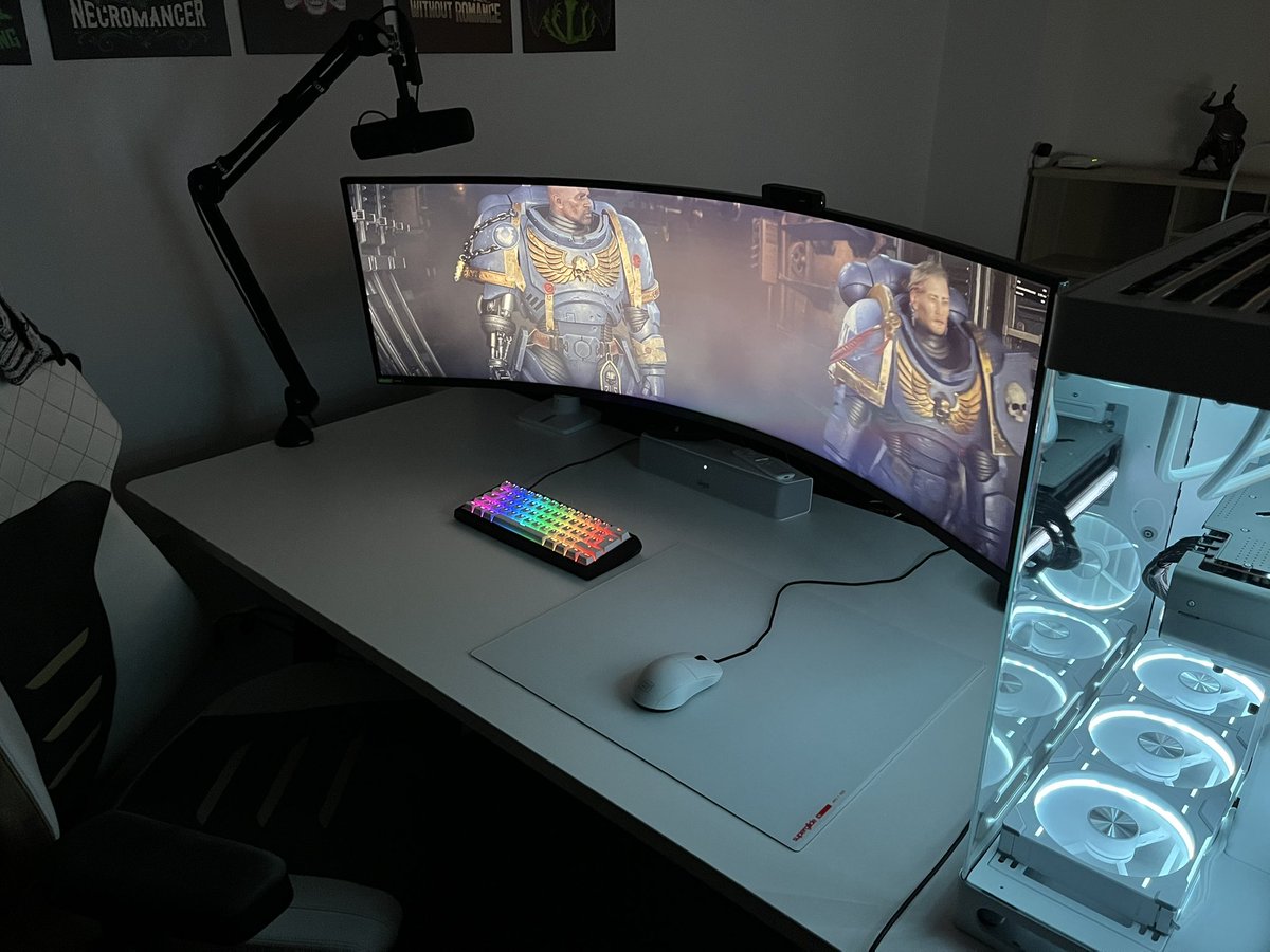 Neues Setup Update, Case erneuert mit <a href="/HAVNGlobal/">HAVN</a> sieht jetzt sehr sehr schick aus.

#buildHAVN