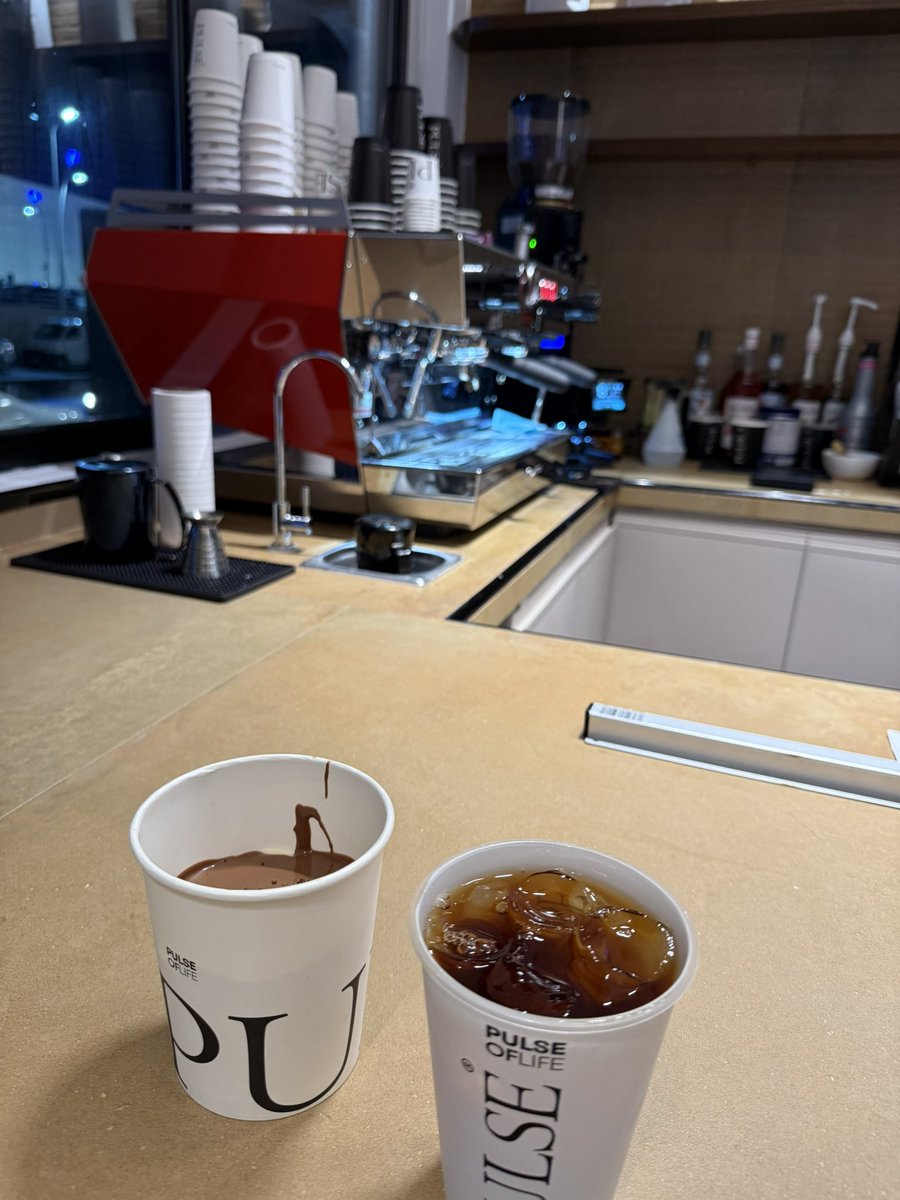 ماسر تعلق البنات بالكافيهات ..؟