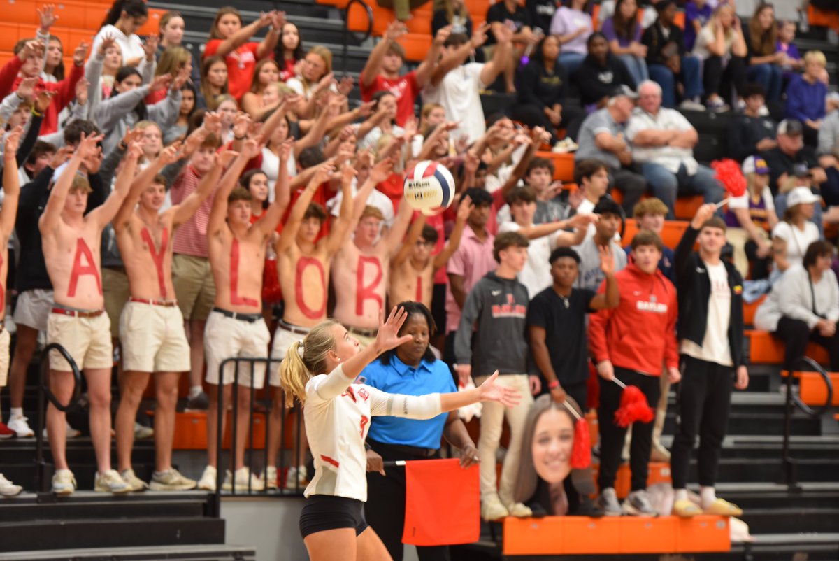 Opening set Lipscomb wins 25-14 #WeAreBaylor